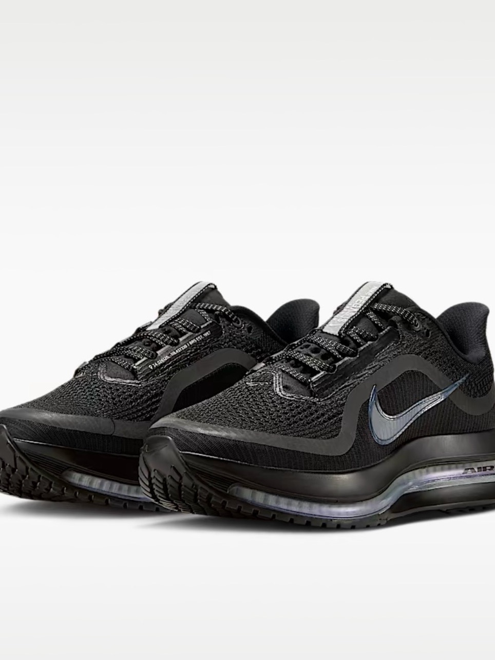 Nike Pegasus Premium Mesh Sneakers. Size 6.5. Like New!